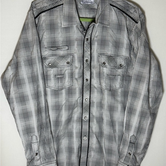 7 Diamonds Other - 7 Diamonds snap button shirt • Men’s XL